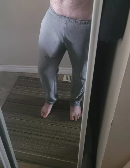 I love gray sweatpants