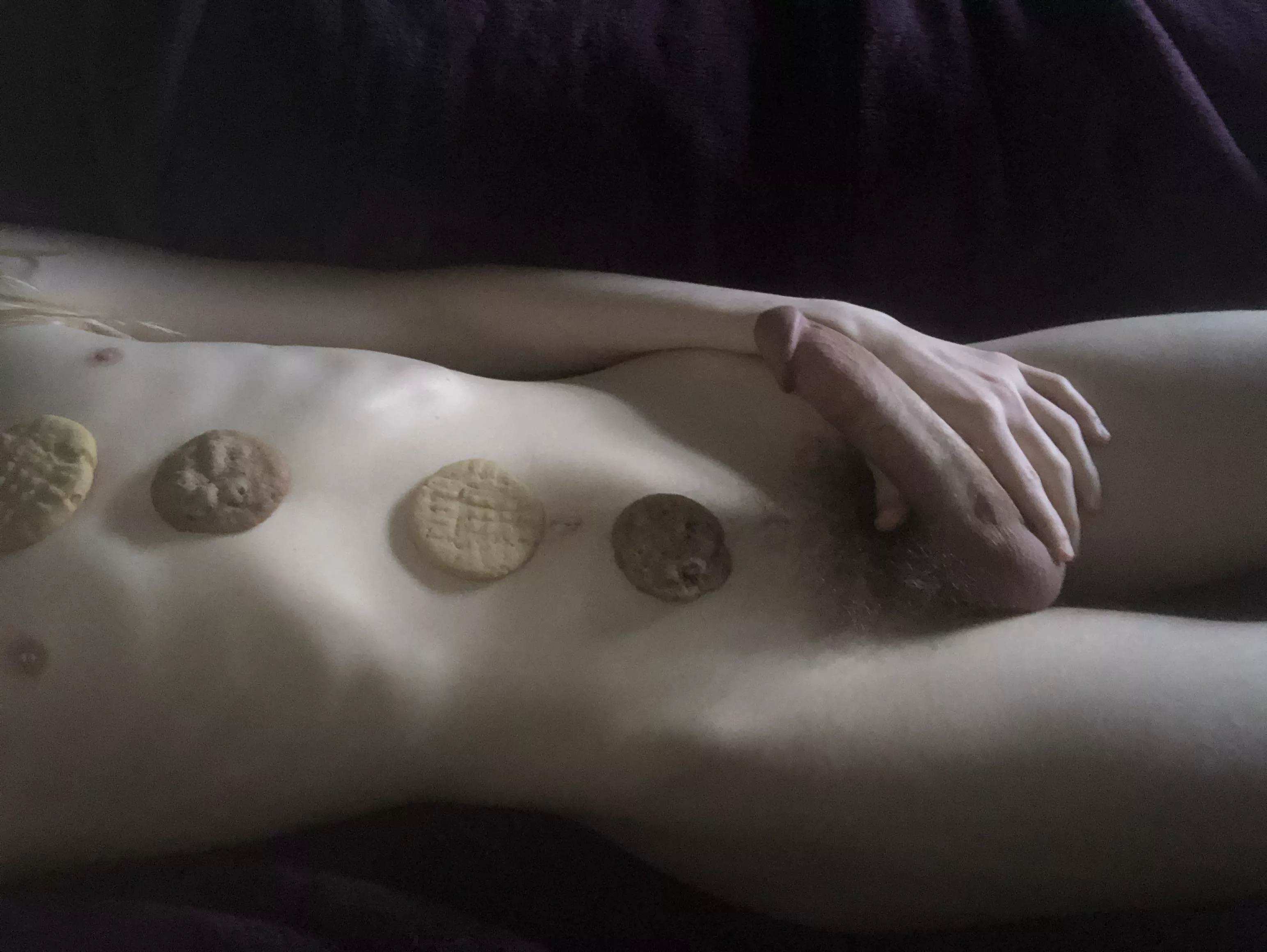 It’s my birthday, I’ve baked cookies for you~