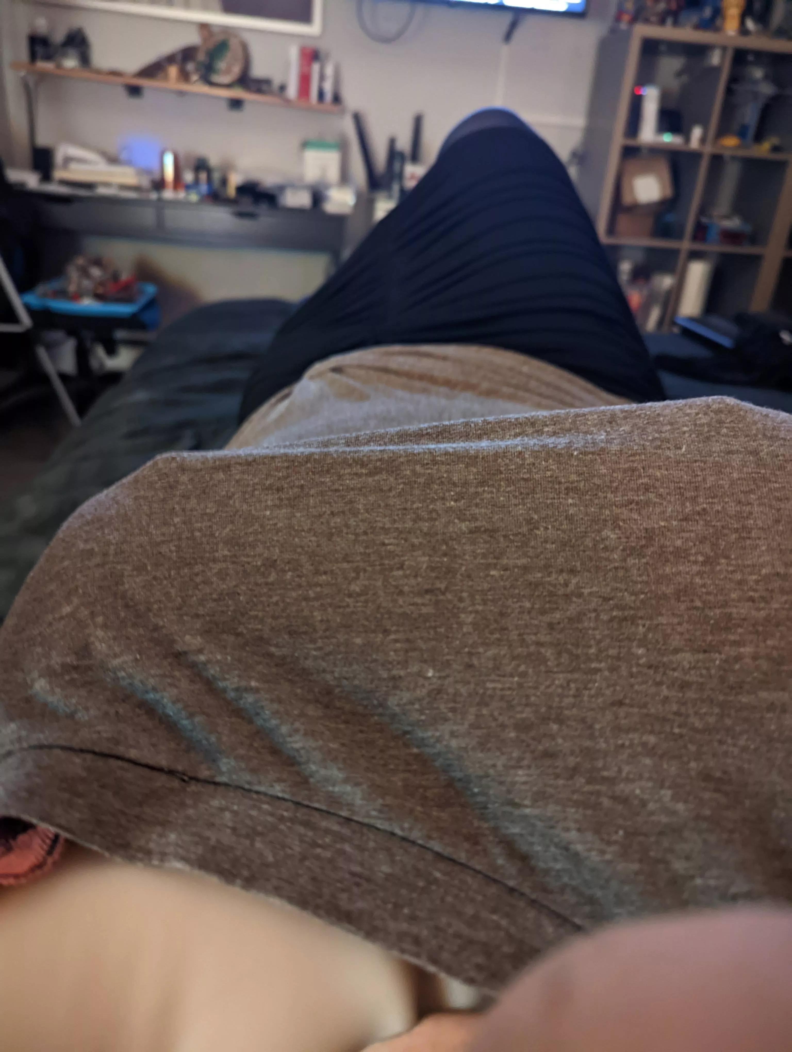 My view for the night. Any of you scrolling by new want to come over? 😘