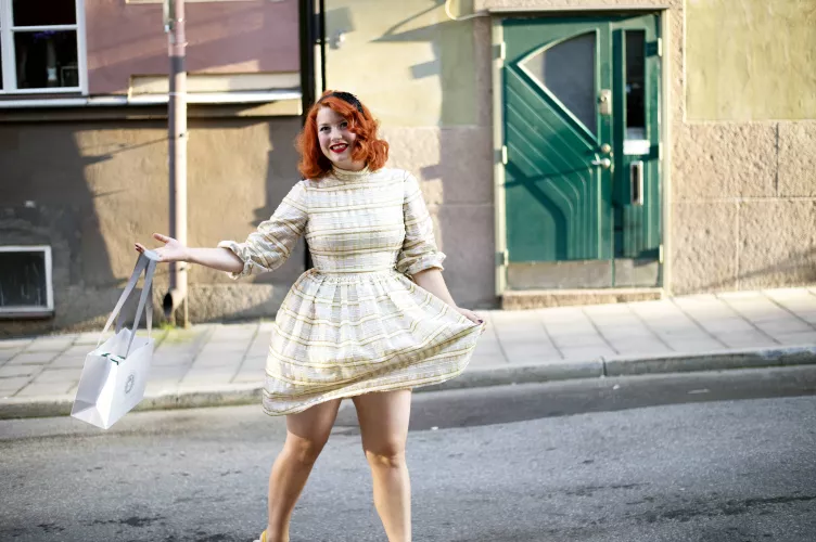 Trendy fashion blogger Elsa Billgren