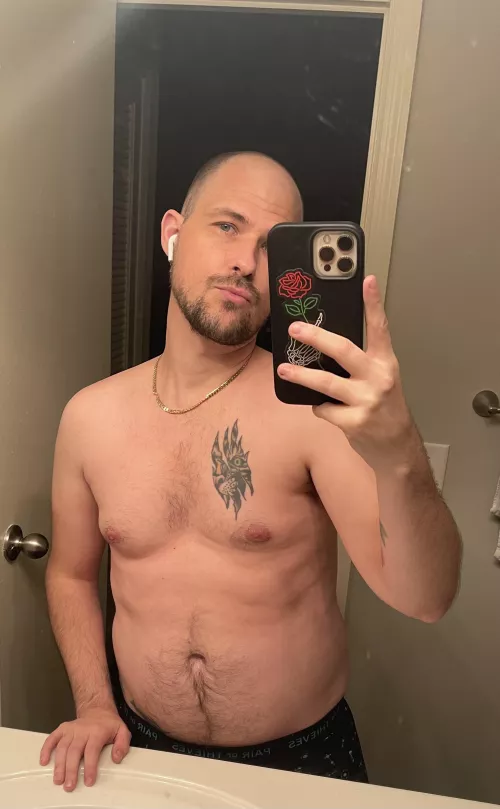 Trying to get confidence back after dealing with a lot of depression this year, be nice please.