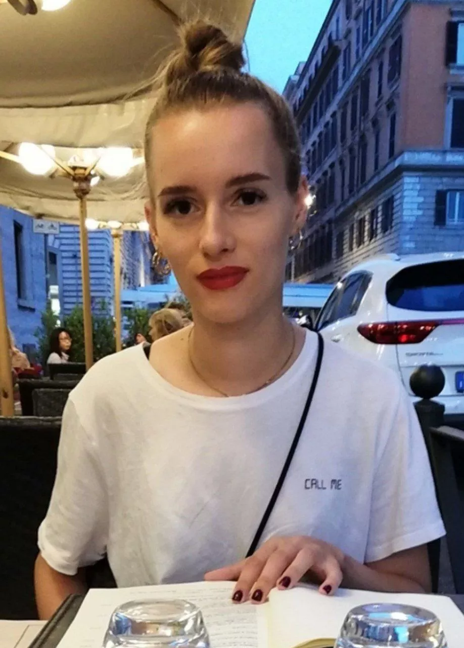 Wer erpresst mich mit den Bildern meiner Freundin?