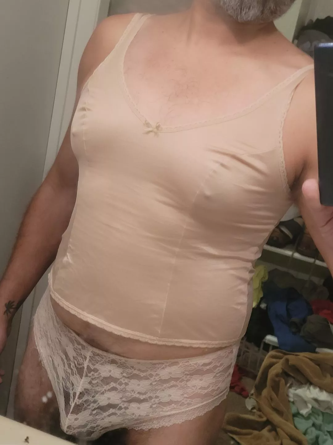 42m bi guy. always been embarrass of natural man tits 