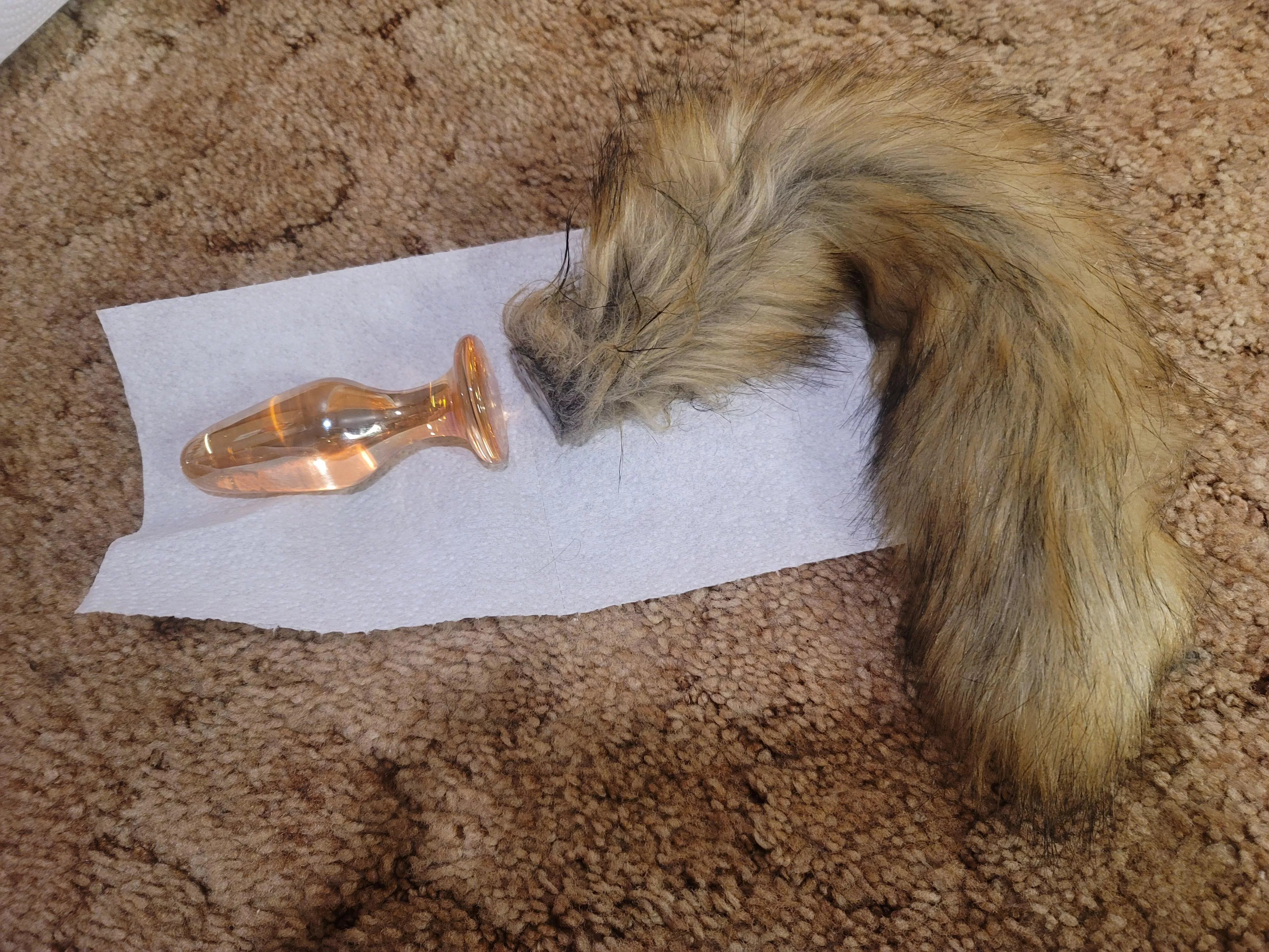 broken tail :( I've had 2 different types of fox tail plugs fail... is there a tail that won't do this?