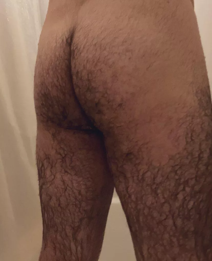 Hairy ass