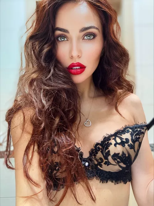 I am such a hot girl and encourage your most active ardent desires!