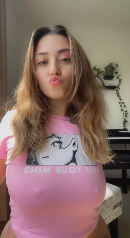 I’m alwaysssss braless I swear