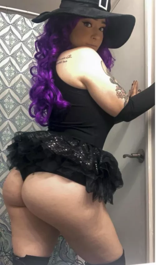 It’s Halloween every day to me 💀🎃🧙🏻‍♀️