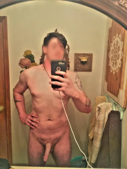 My Mami, who I serve with so much devotion and love, wants me to post nudes. This is my first ever.