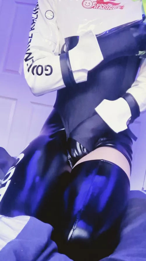 pat pat, come rest on my lap 💜