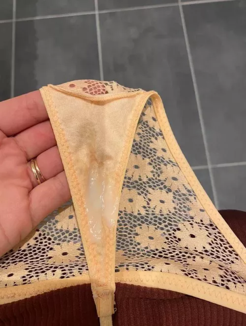 Ready for you daddy to smell 😍