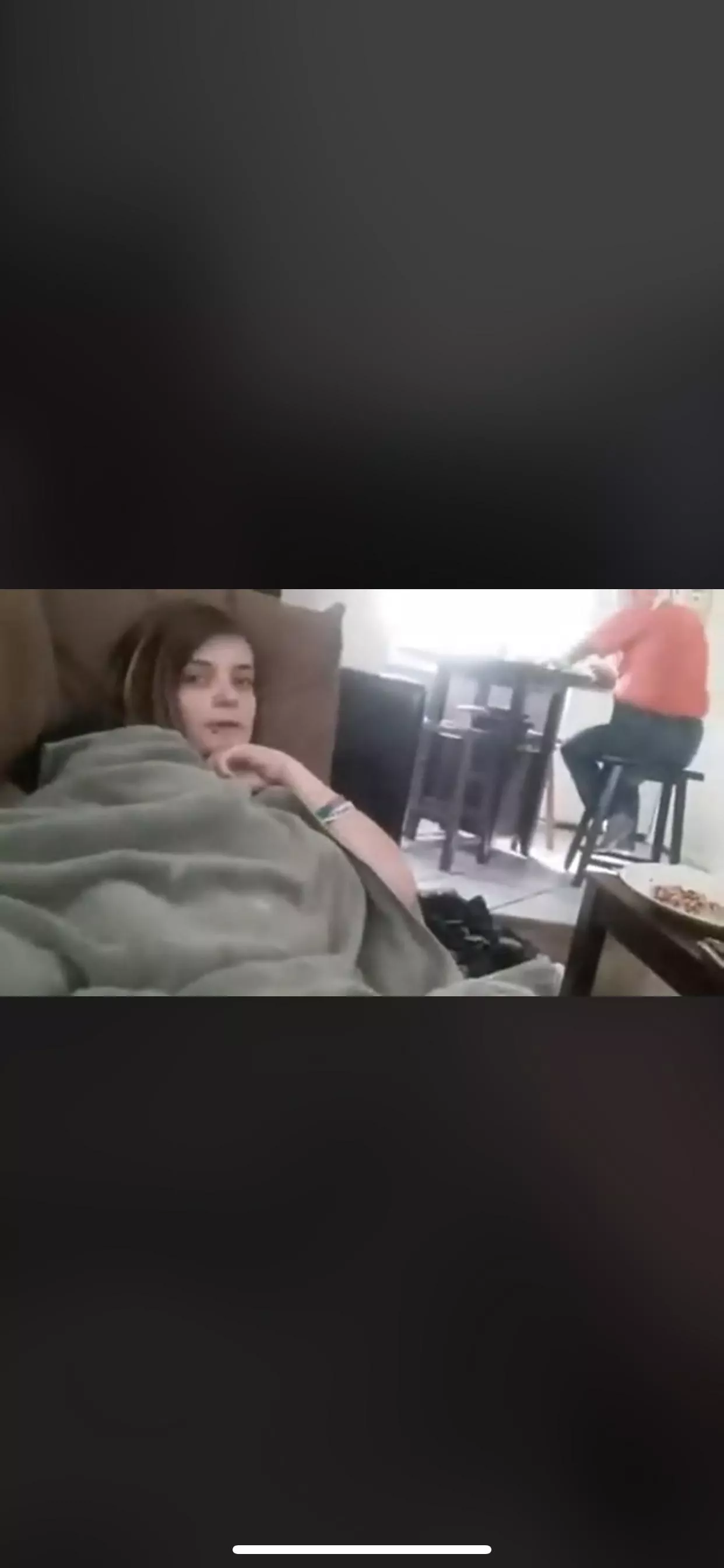 Somebody please. A link to full video or who it is