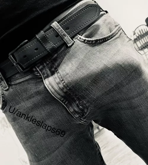 Well thanks for so much love on the last post. Figured I’d share another! Have a great Monday all!