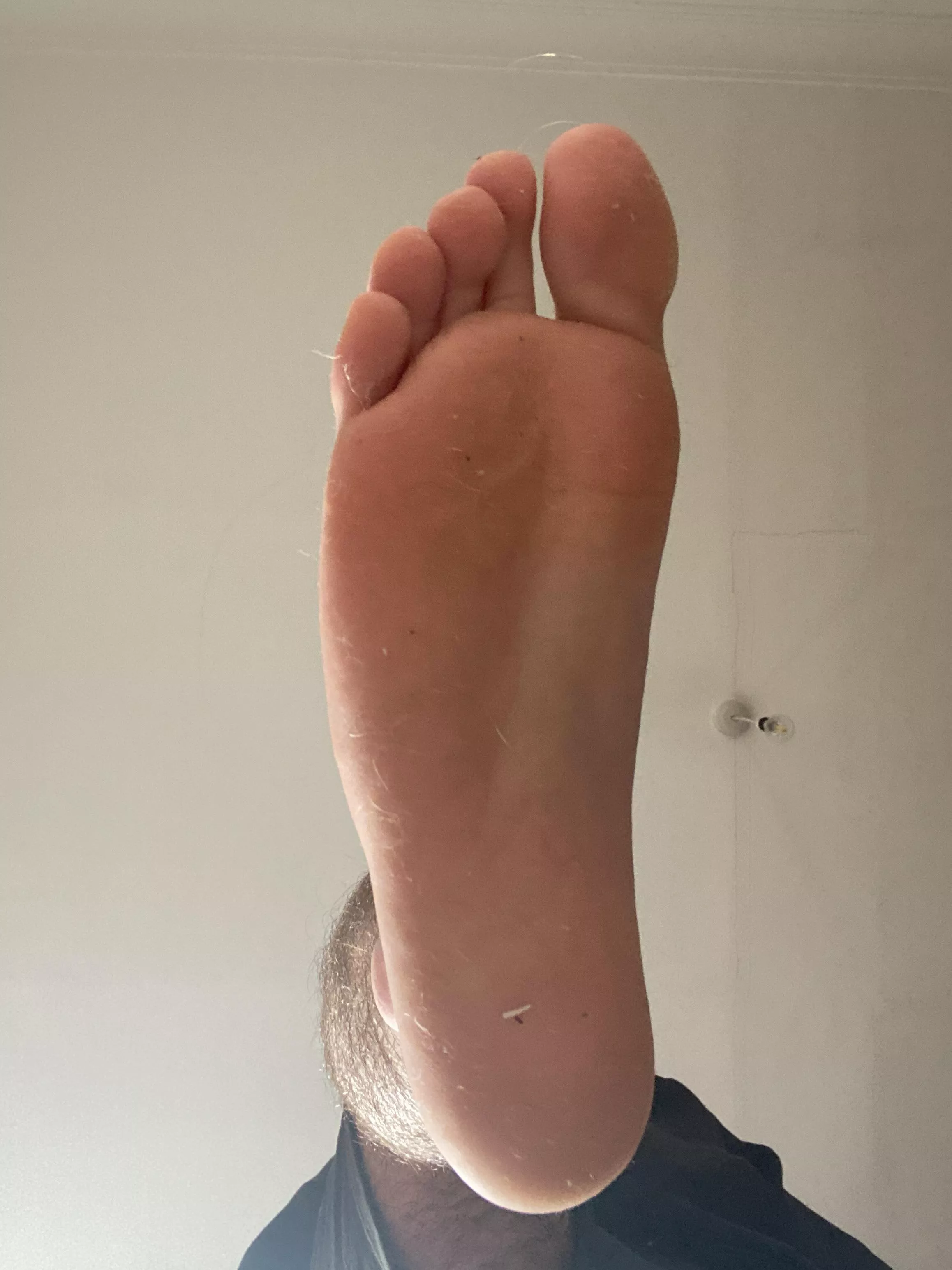 Who wants to clean my dirty feet ?