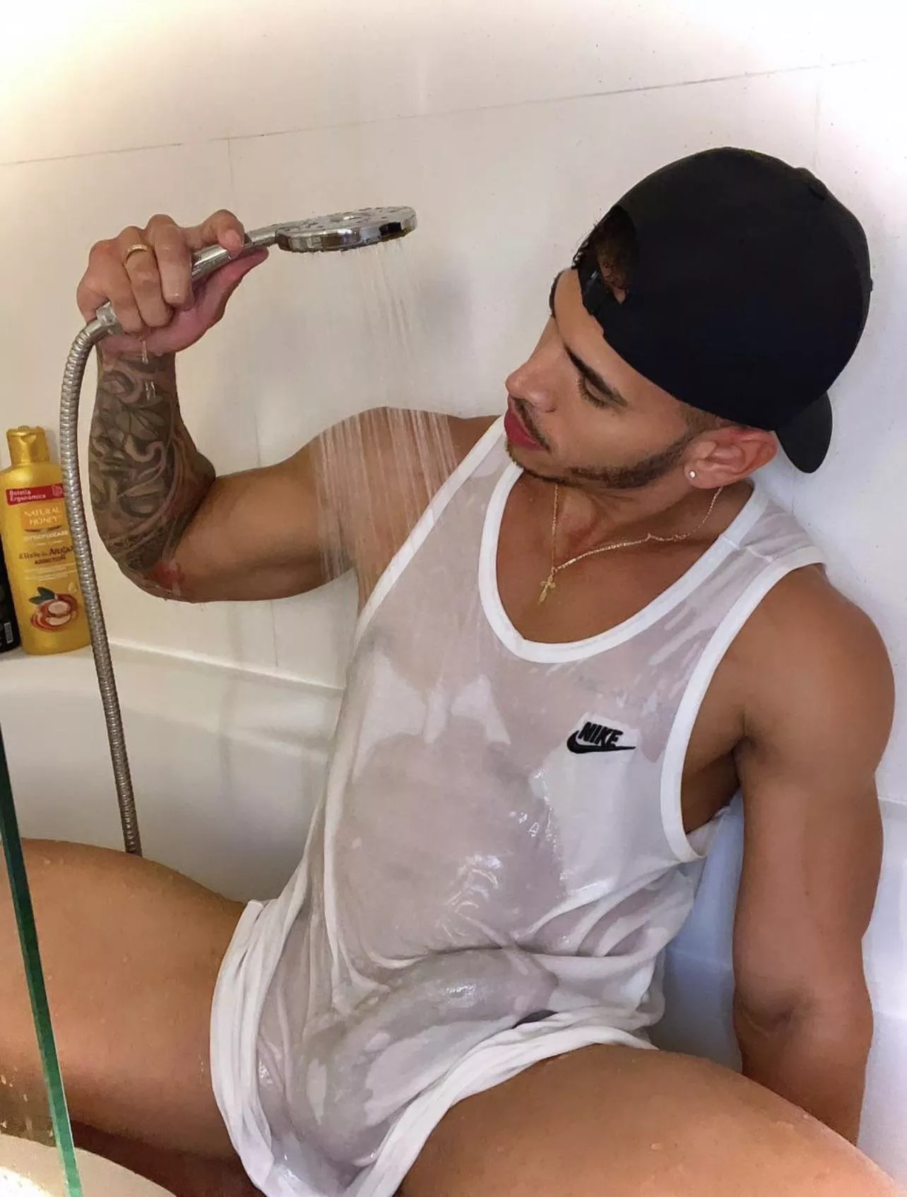 Do you want to come help me in the shower? 🍆💦💦