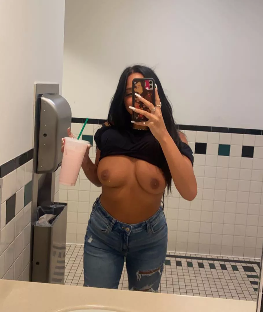 got my starbucks paid for 🙈