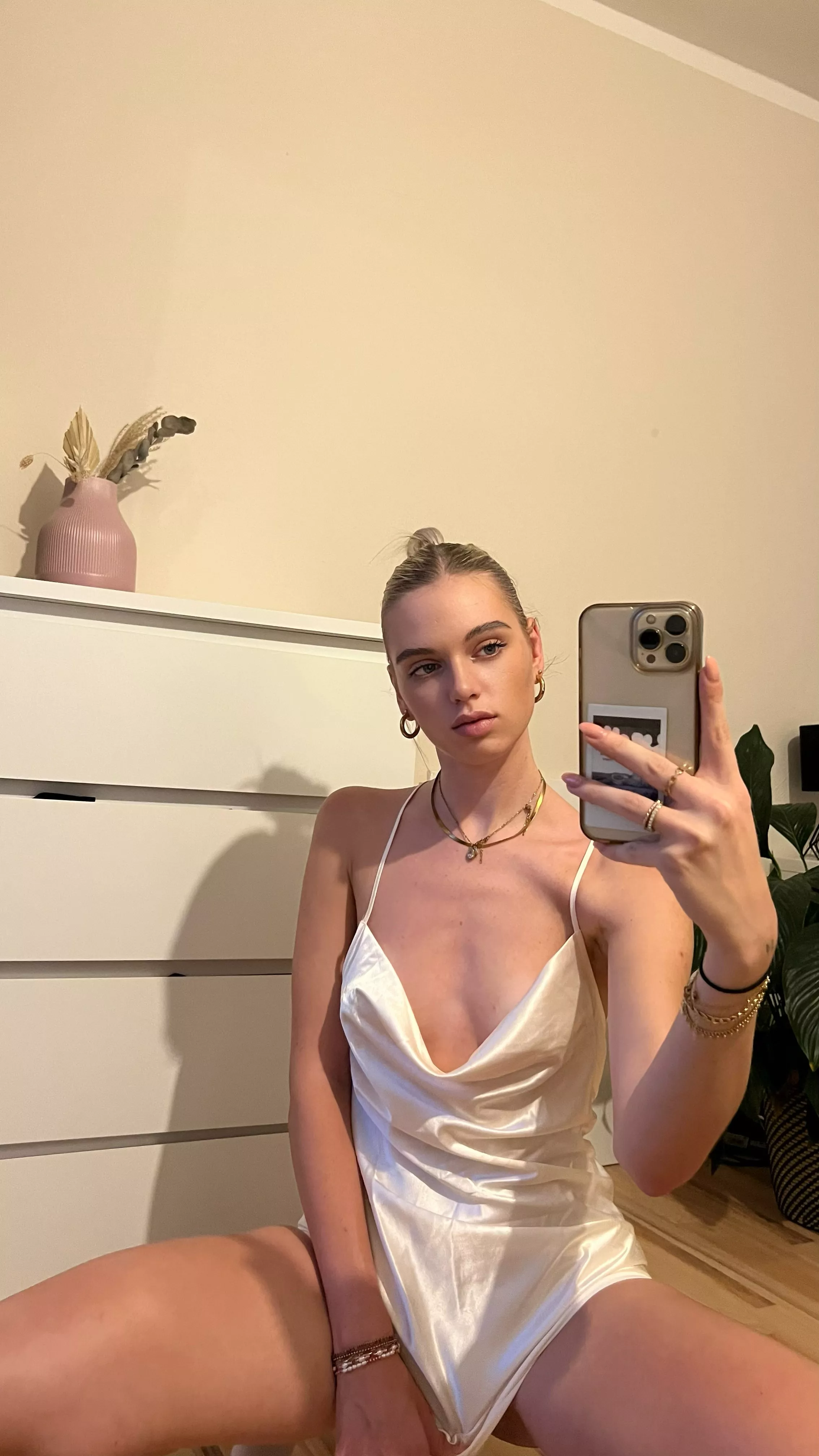 How’s this for a first date outfit?