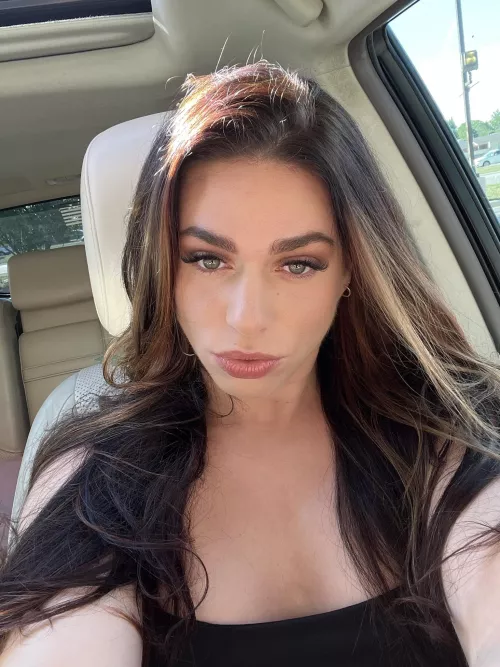 I hardly ever get ready anymore so here I am