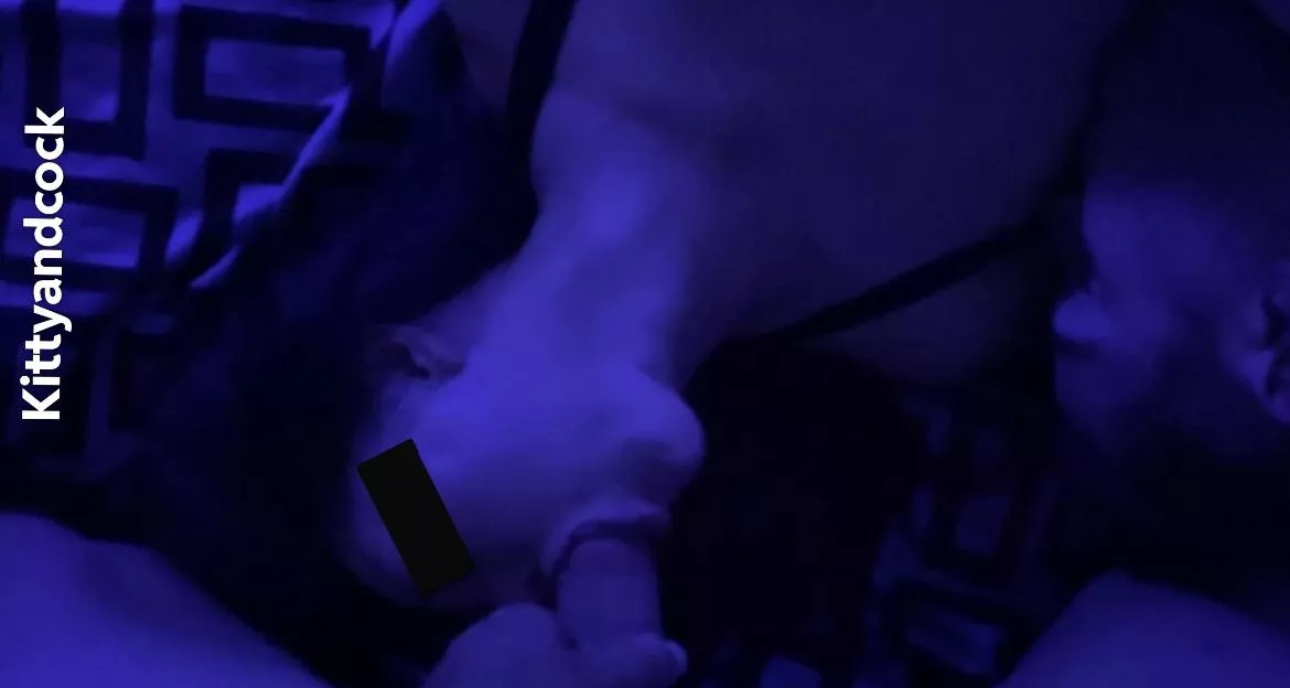 I’m addicted to the Hotwife lifestyle and you can see why ;)