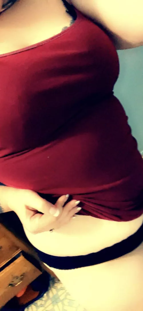 [image] daddy is encouraging me to show off. I love attention. And I’m 💯 real.