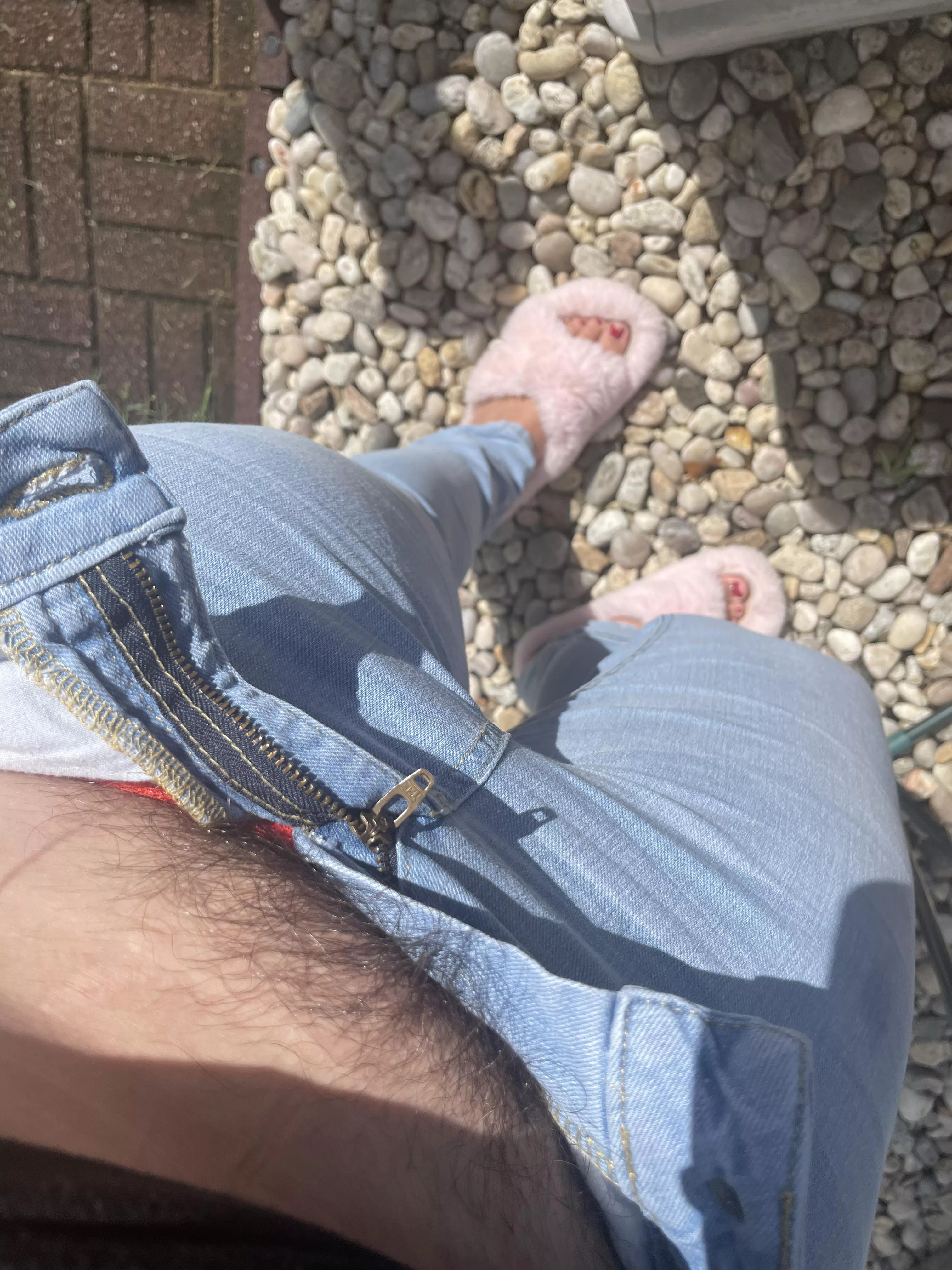 It’s so hot outside! 😻