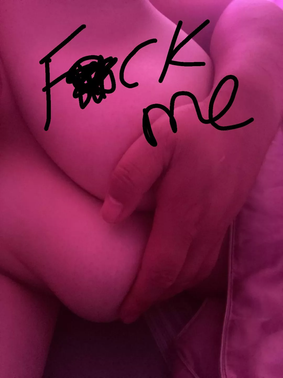 really thirsty for some hardcore sex. will be going to Adelaide on The long weekend for vacation..from Melbourne.