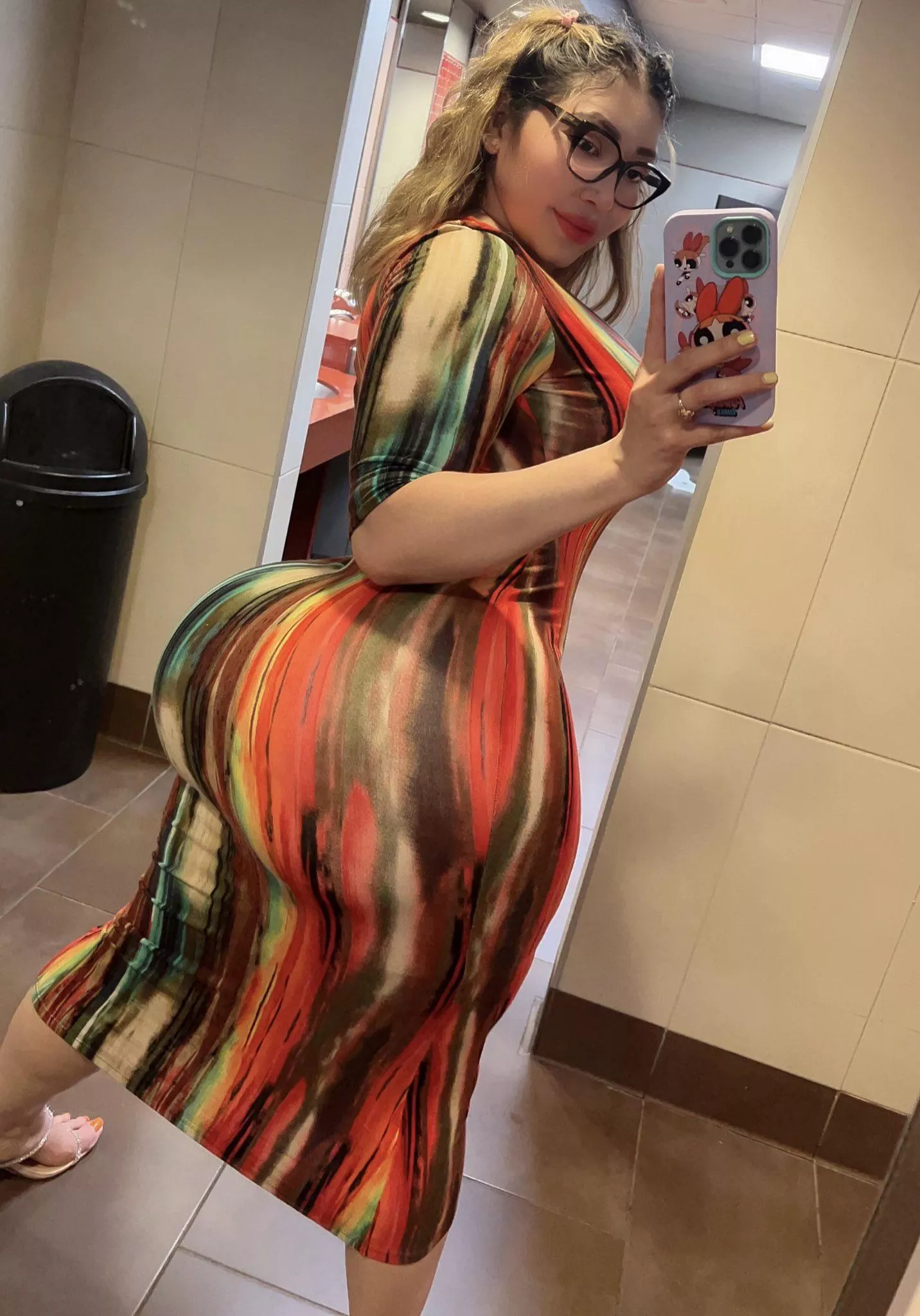 U can keep that natural shit. I need ass like this