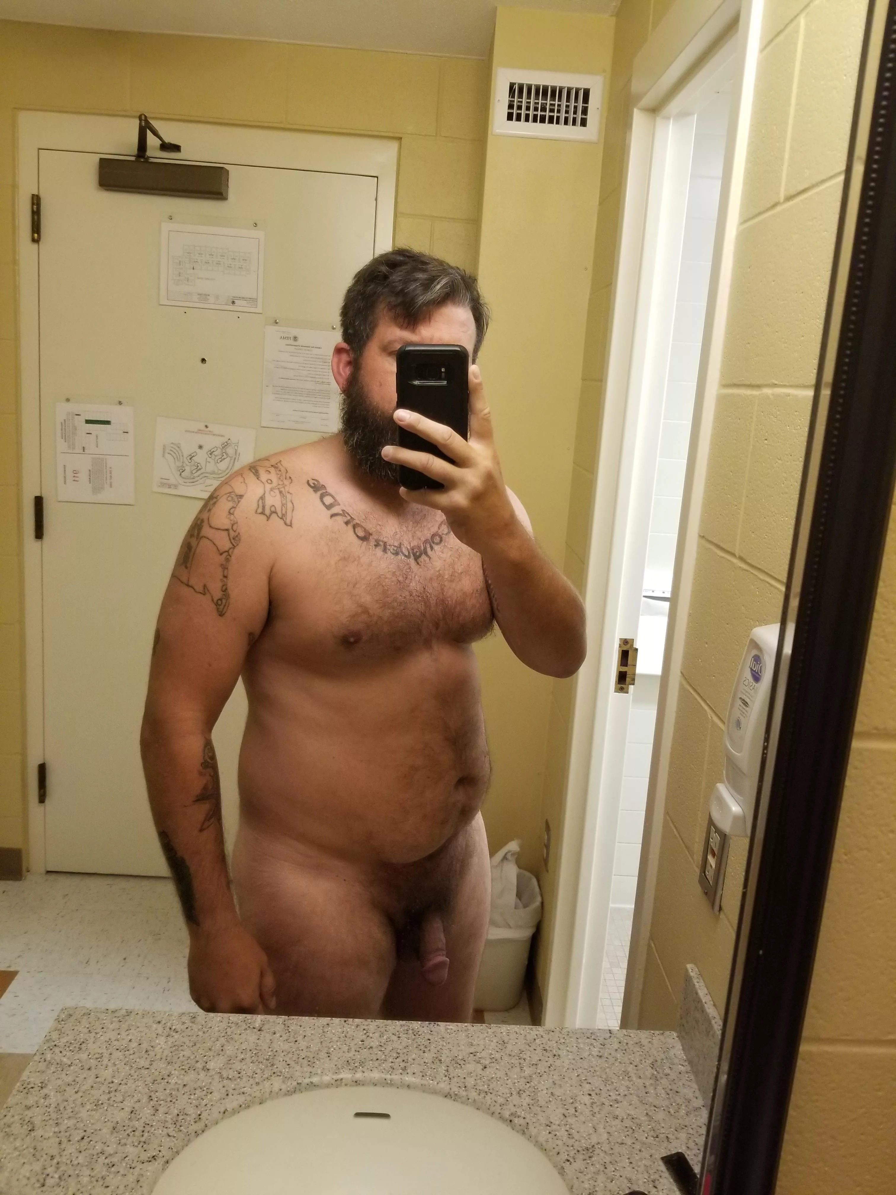37 dadbod, 5'11, 215, working on cutting belly fat