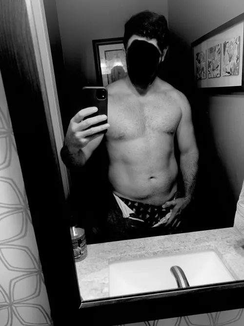 41 [m] I primarily strength training (low rep/heavy weight), but I’m like to trim down a bit and work on some muscle tone. So far so good. Slow but steady!