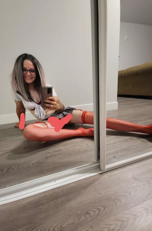 do I look good enough 🙈