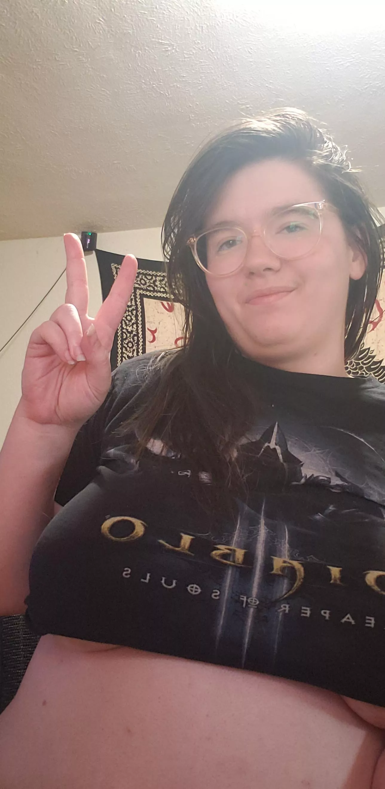 Game night last night, underboob pic today. 🥰