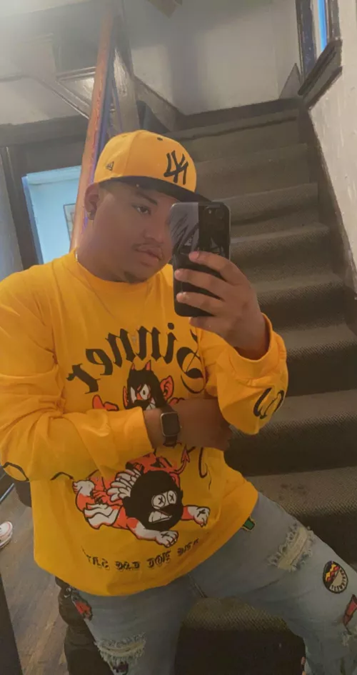 Hi. Am I your type ?