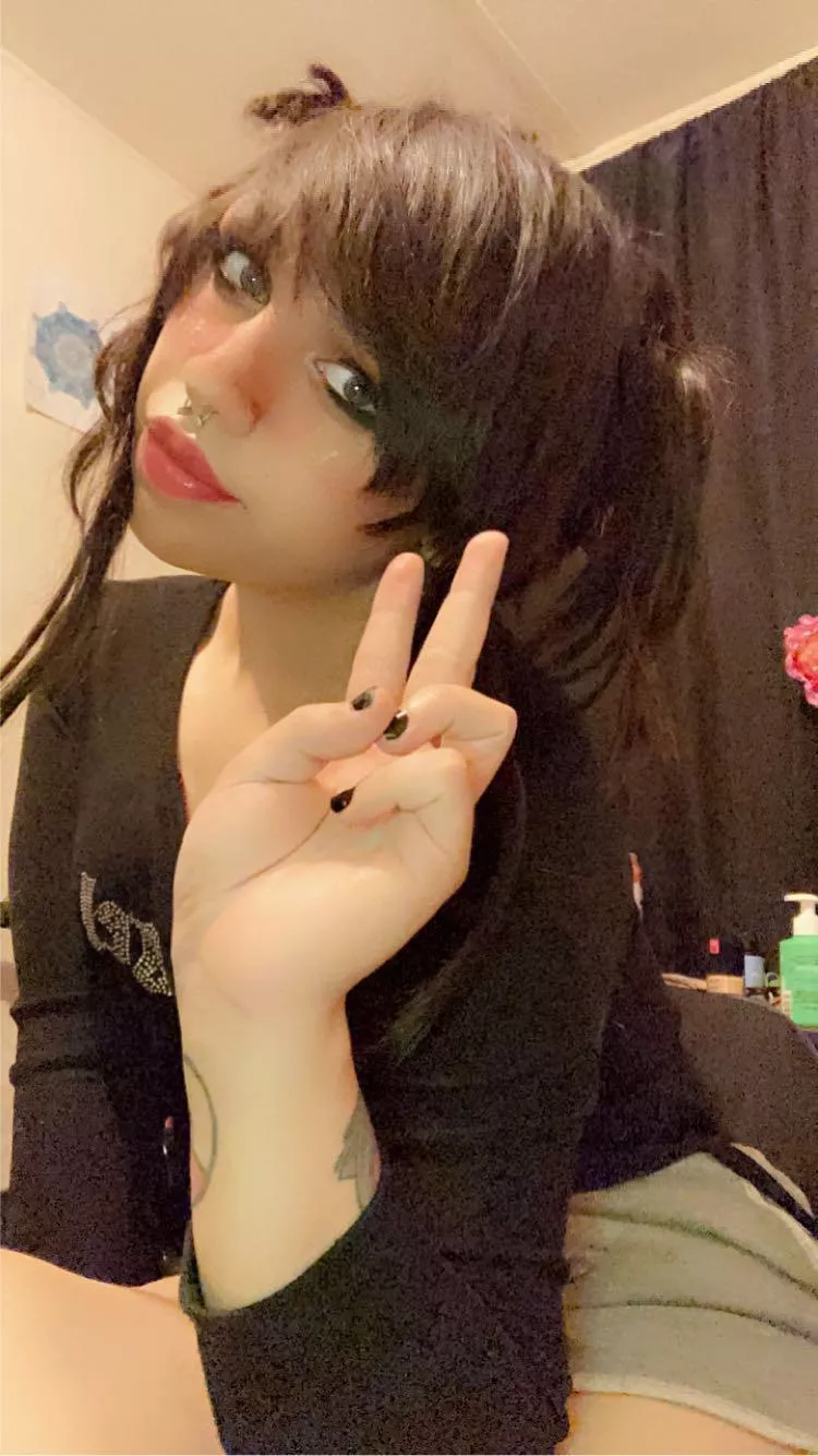 Hope you’re having a good night 🖤