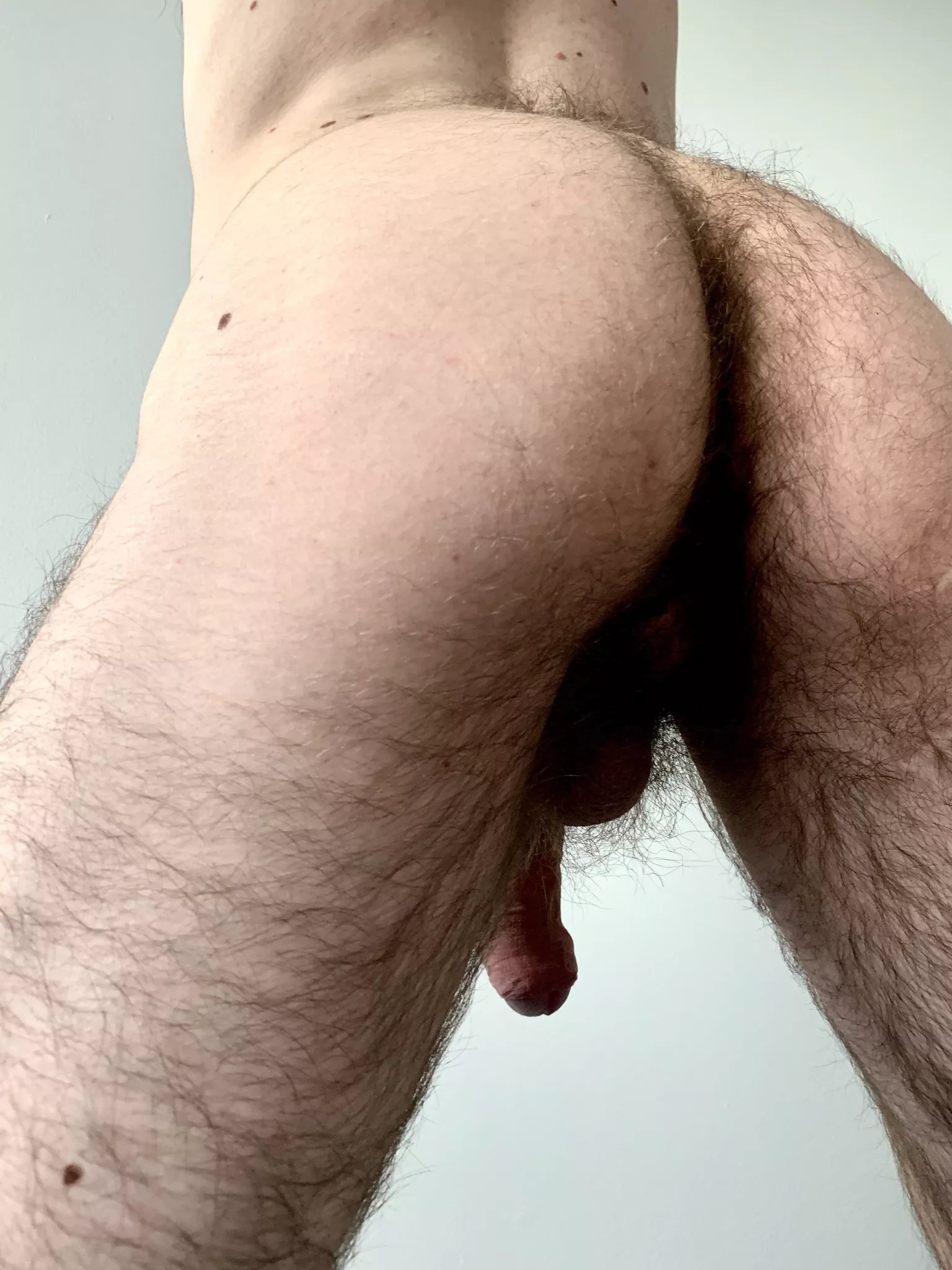 ☺??How's my ass?