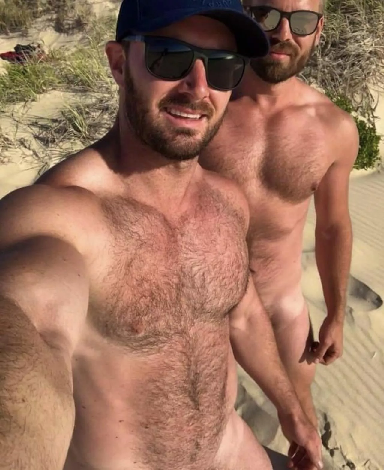 [Hunt] Anyone recognize the dudes in this pic? Found on IG.