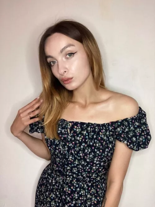 I love it when my buns are pulled apart during sex!