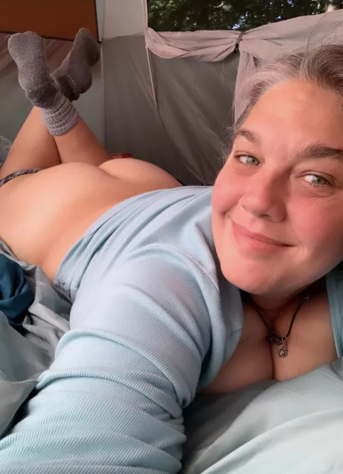 I’m having a hard time waking up this morning 😴. Happy Hump Day!!