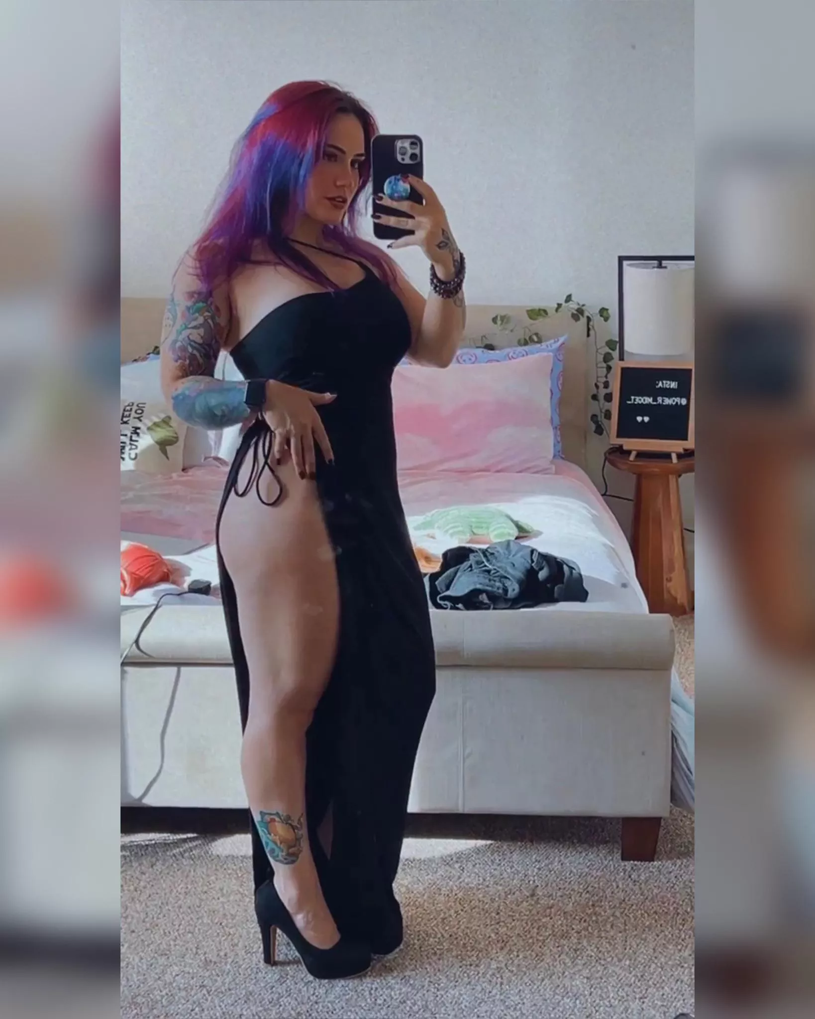 New hair and new dress 🥰