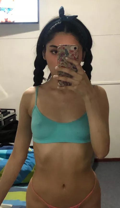 Papi pull my hair and I will obeye 😇