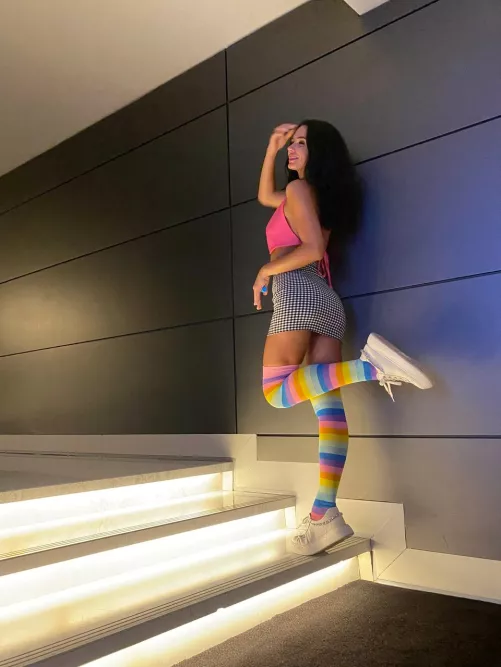 This bright outfit you will have to take off😇