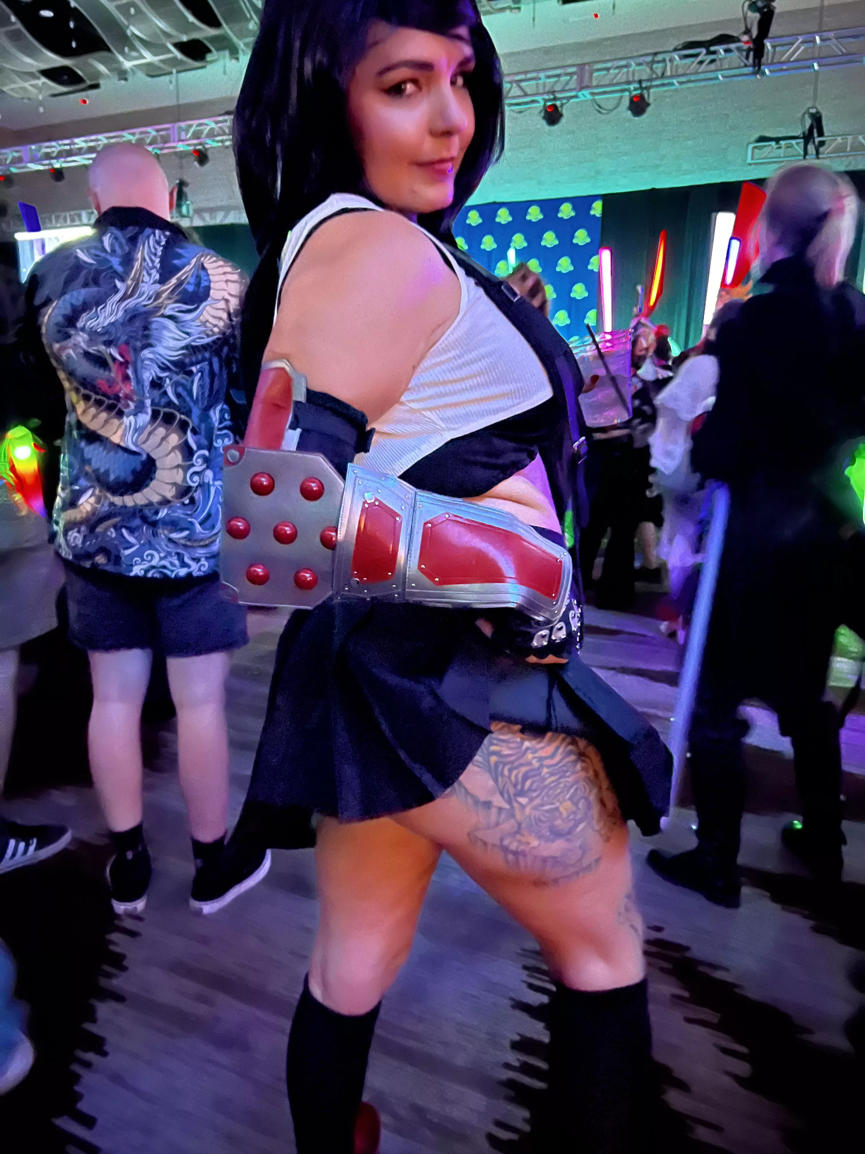 Tifa was kind of a slut at Dragoncon this year! [F]