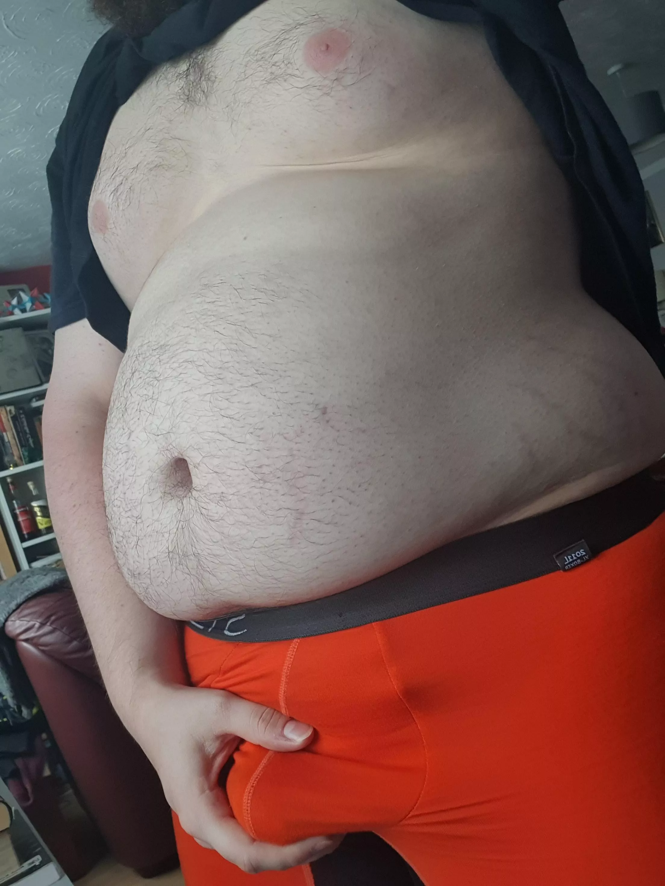 Who's coming to rub me all over? Feel free to dm