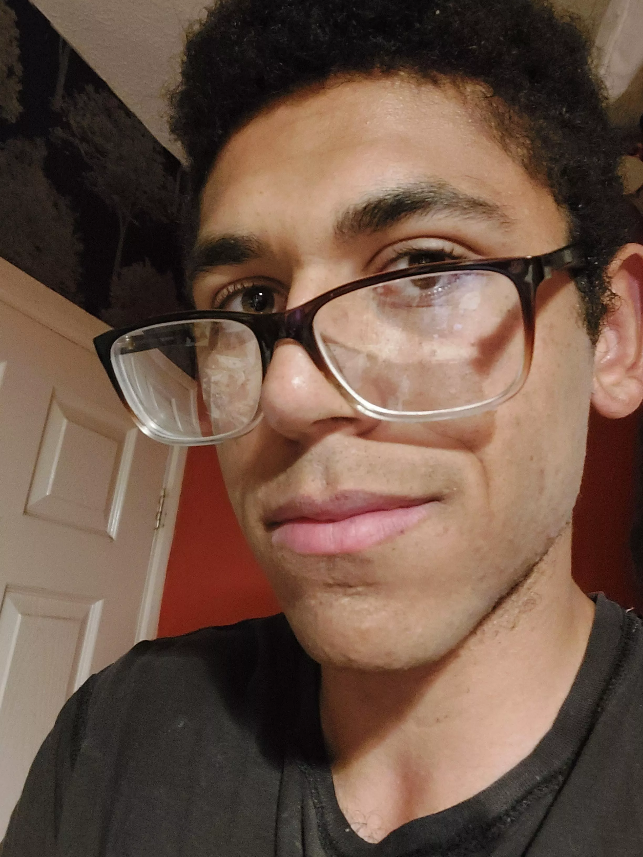 Alot of my friends say I look like a bottom 😅 What do you think?