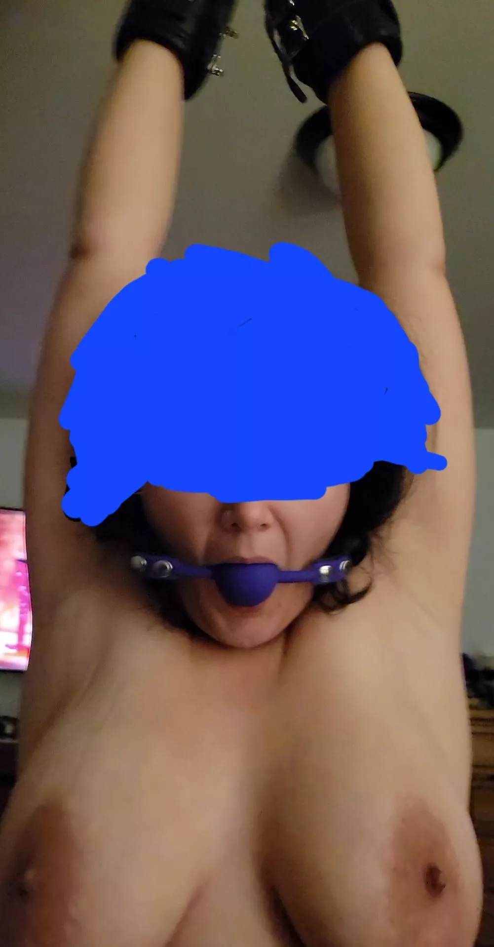 Any arms overhead fans? [F]