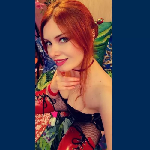 aura_cutie (@aura_cutie) [Instagram]