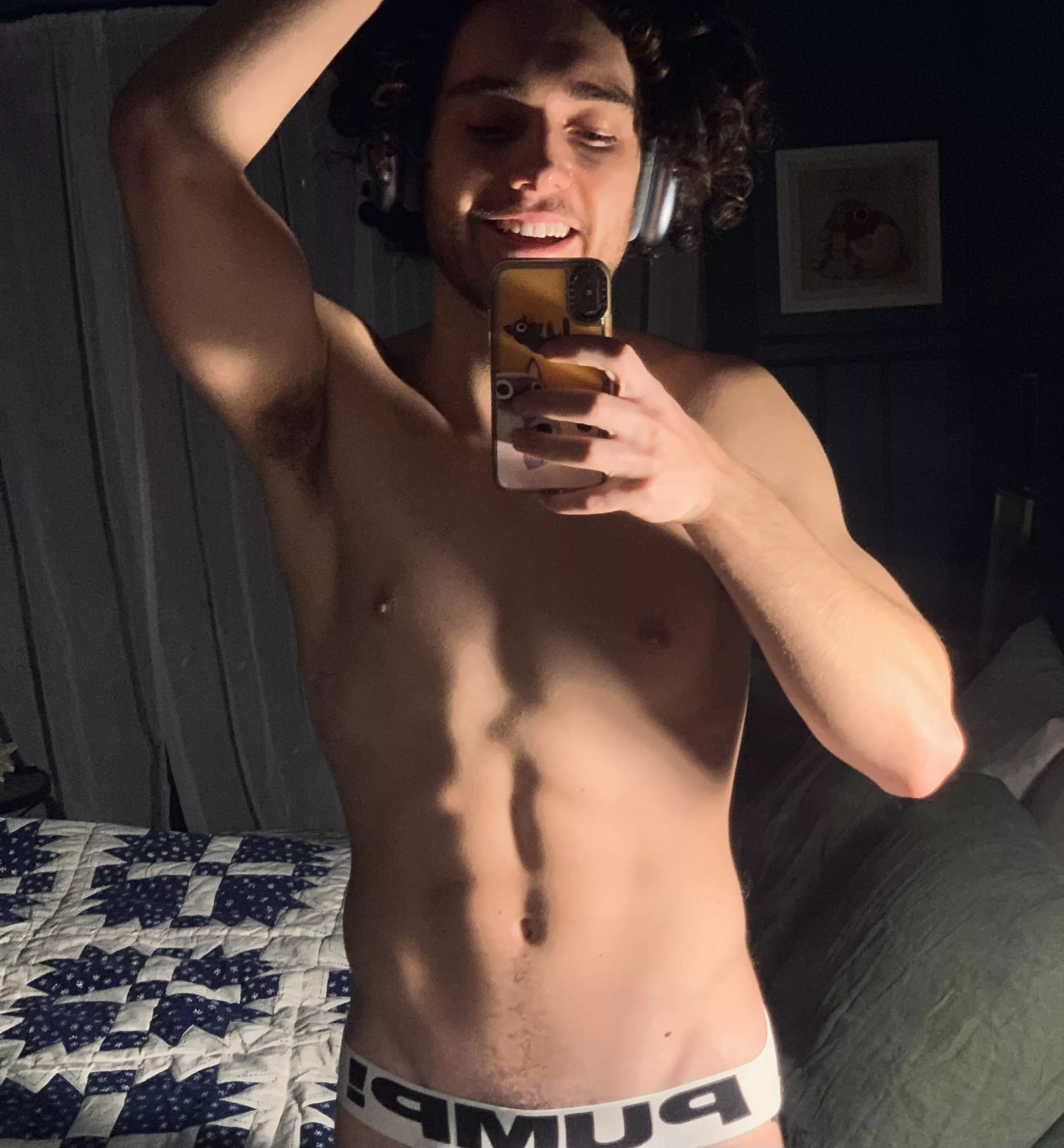 First day of having a personal trainer. He’s hot 😅