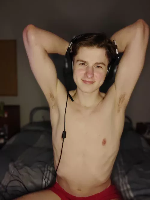 Got home to game, so i'm sweating even more