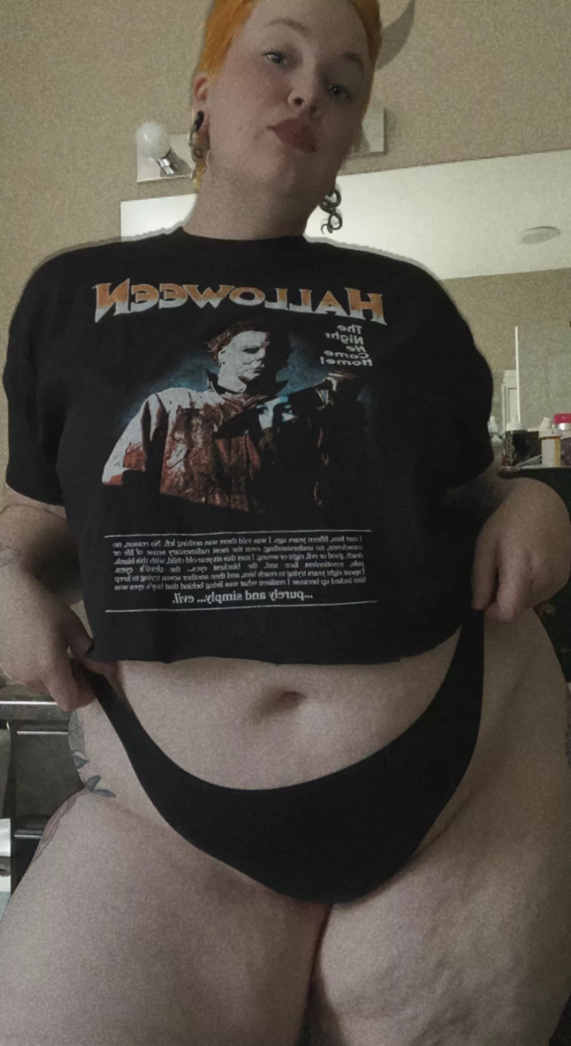 Hey there baby, wanna snuggle and watch scary movies?