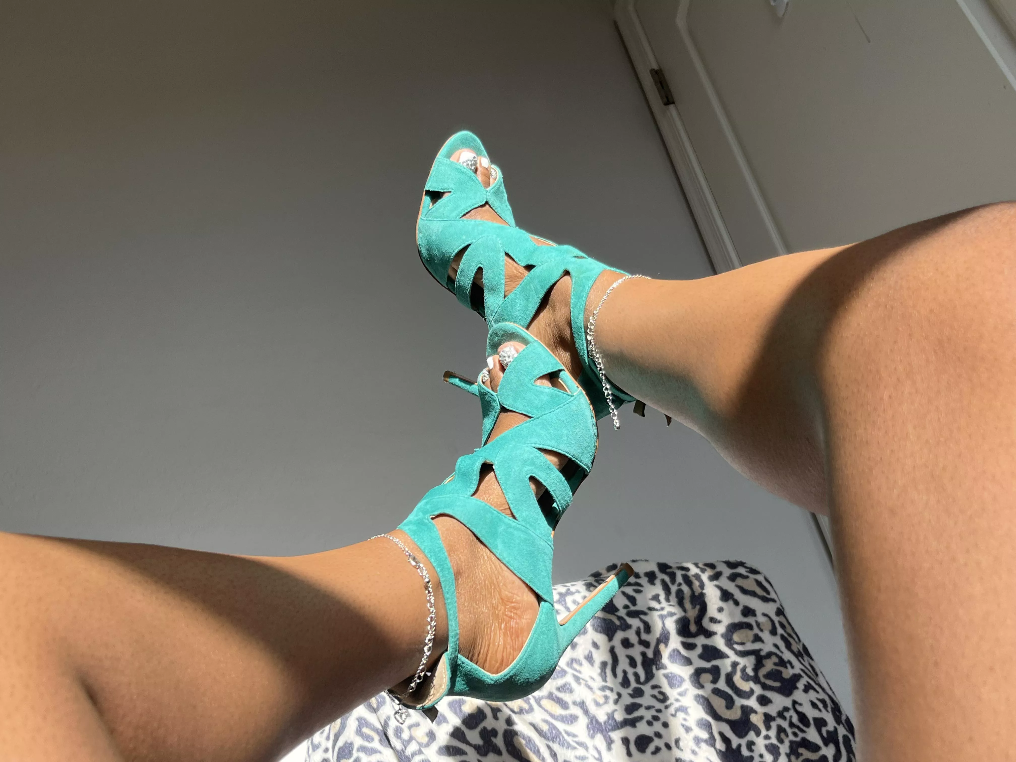 How do we feel about this color?