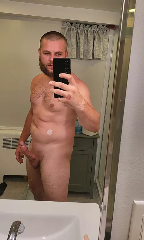 idk how I feel about my curved dick 😕